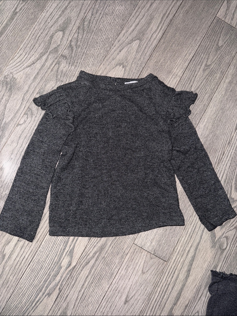 Primark Dark Gray Ruffle Shoulder Knit Matching Set - Picture 3 of 3